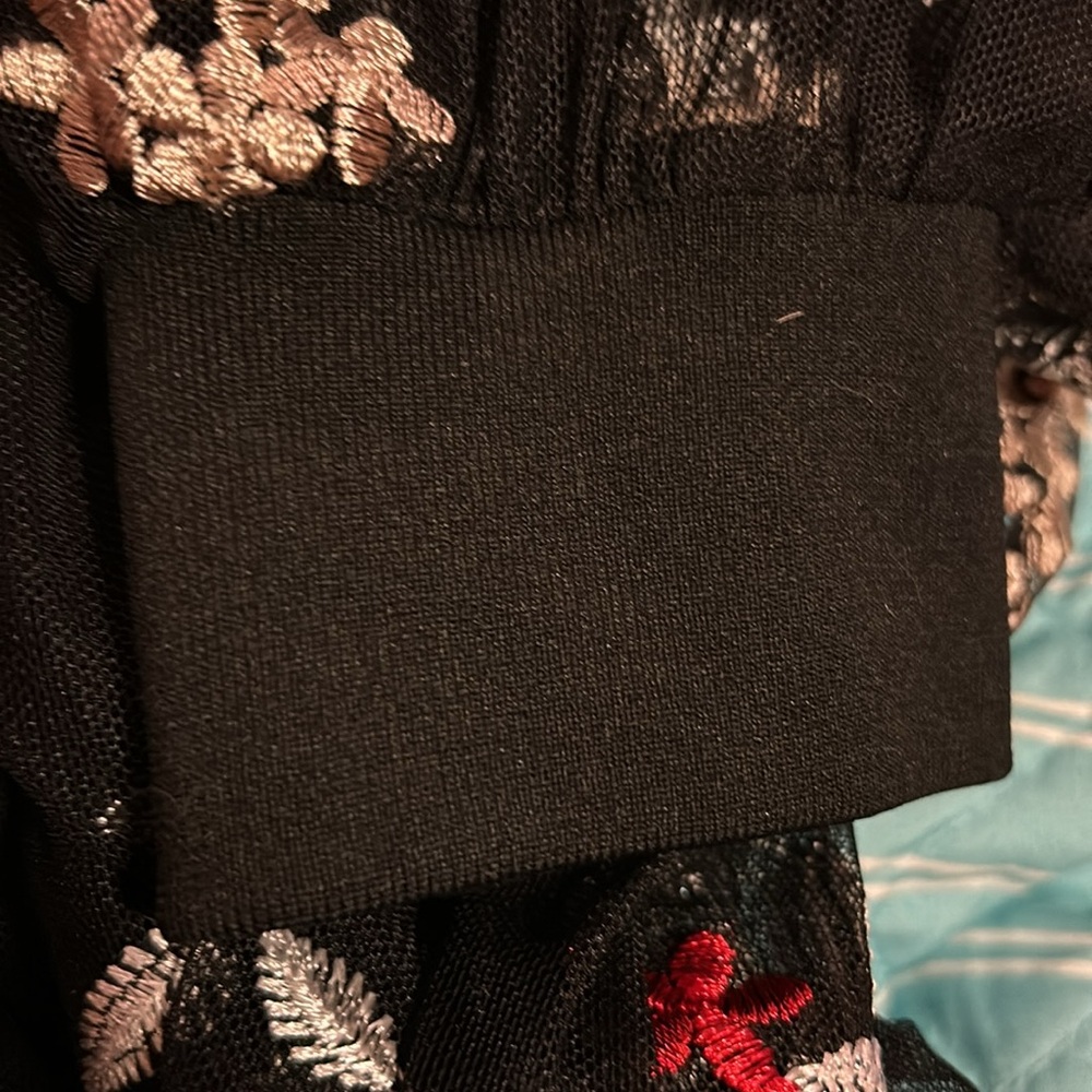 Alfani black shear top with embroidered flowers. Size extra large. - Picture 13 of 14